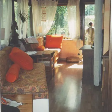 Asia With Bath & Garden